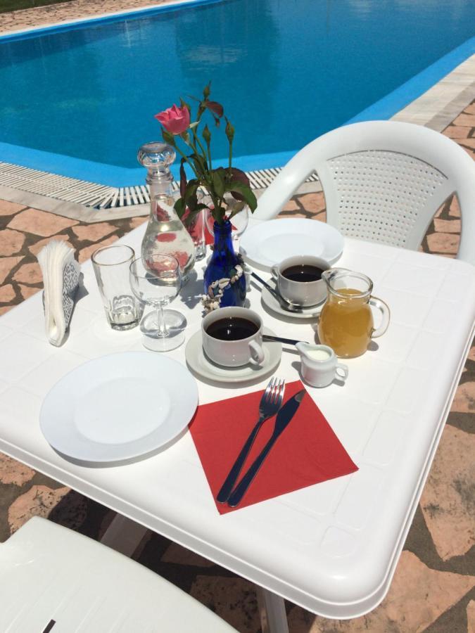 Avra Beach Apartments Лефкими Екстериор снимка