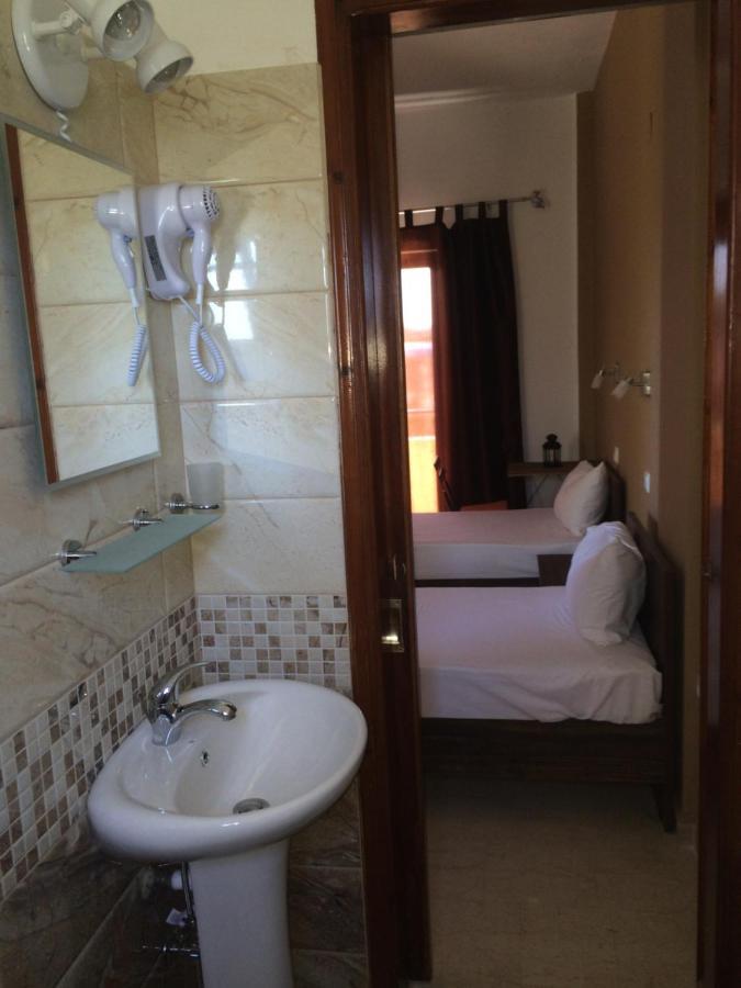 Avra Beach Apartments Лефкими Екстериор снимка