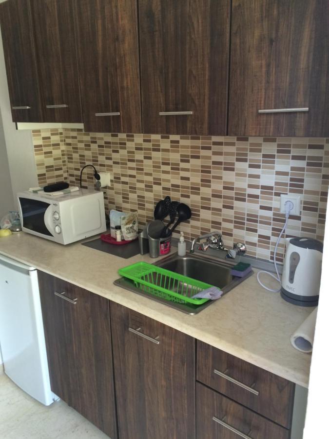 Avra Beach Apartments Лефкими Екстериор снимка