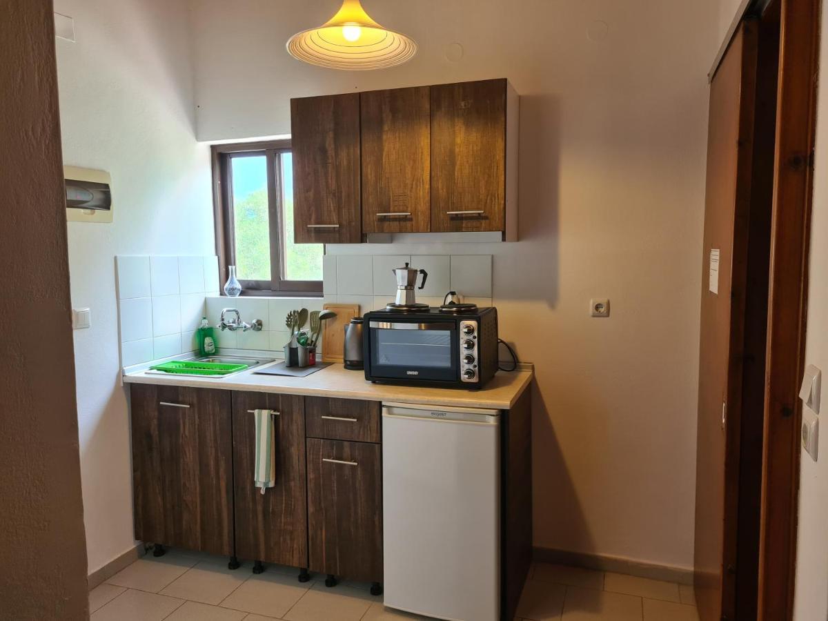 Avra Beach Apartments Лефкими Екстериор снимка
