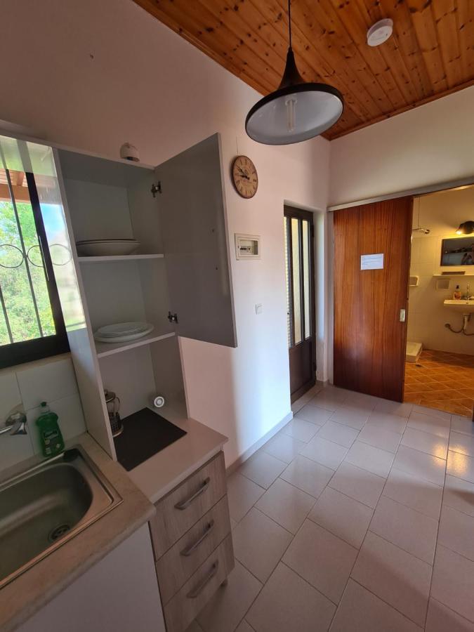 Avra Beach Apartments Лефкими Екстериор снимка
